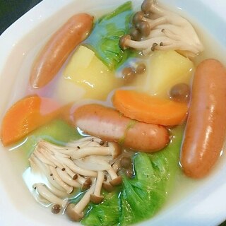 ごろっと野菜とシャウエッセンの食べるスープ